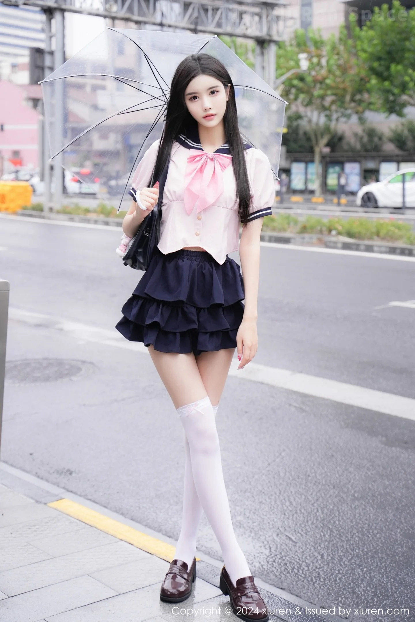 图片[6]-[XiuRen秀人网] VOL.9224 模特Erikaki性感粉色JK制服配白色丝袜秀翘臀美腿撩人诱惑写真84P-秀人网官方网站